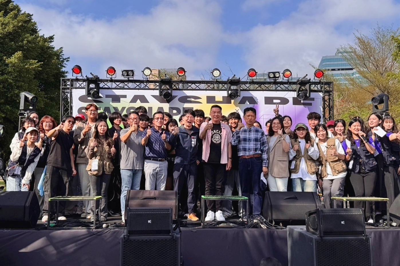 青年局林楷軒局長及黃文益市議員親臨參與 學生們信心倍增